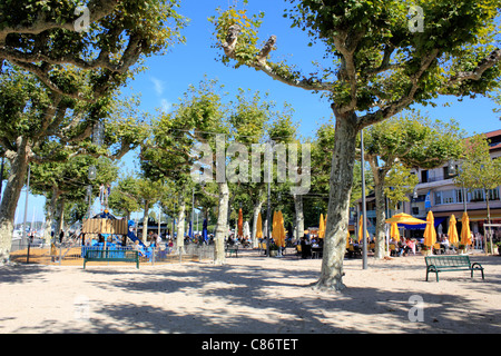 Thonon Les Bains, Lac Leman (Lake Geneva) Haute-Savoie, France Stock ...