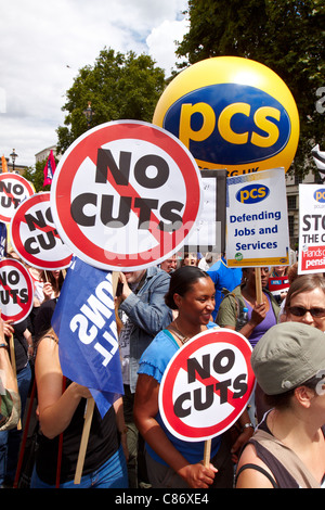 Tens of thousands of striking public sector union members march through central London on 30 June 2011 dubbed J30 Stock Photo