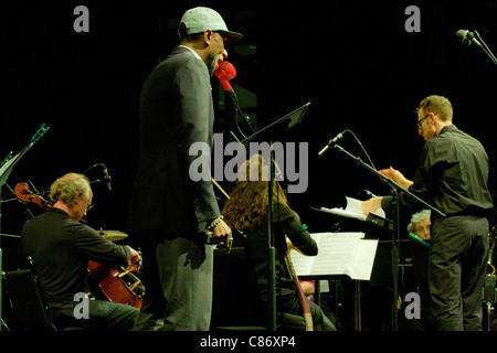 Yasiin bey aka mos def hi-res stock photography and images - Alamy