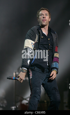 BELFAST, UNITED KINGDOM - DECEMBER 19: Chris Martin of Coldplay performs at Odyssey Arena on December 19, 2008 in Belfast, Northern Ireland. Stock Photo