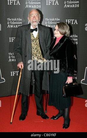 DUBLIN, IRELAND - FEBRUARY 14: David and Laurie Kelly arrive at the 6th Annual Irish Film and Television Awards at the Burlington Hotel on February 14, 2009 in Dublin, Ireland Stock Photo