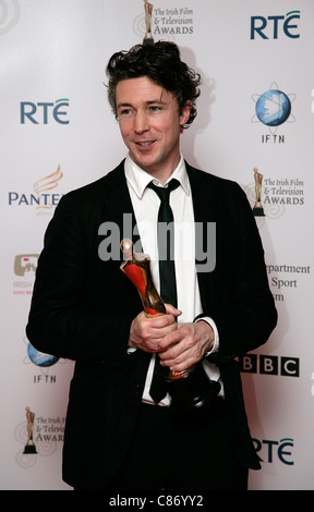 DUBLIN, IRELAND - FEBRUARY 14: Aidan Gillen with his Actor in a Lead Role - Television award attends the press room at the 6th Annual Irish Film and Television Awards at the Burlington Hotel on February 14, 2009 in Dublin, Ireland Stock Photo