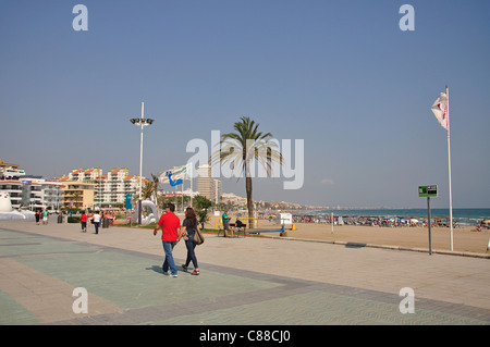 Beach promenade, Playa norte de Peñíscola, Peníscola, Costa del Azahar, Province of Castellón, Valencian Community, Spain Stock Photo