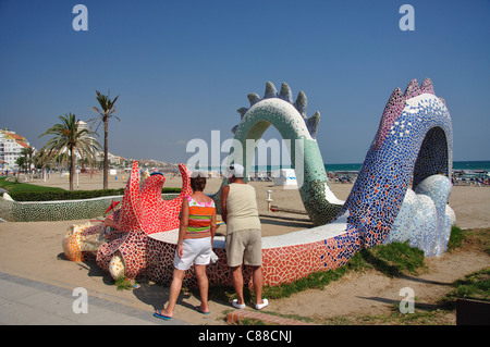 Beach promenade, Playa norte de Peñíscola, Peníscola, Costa del Azahar, Province of Castellón, Valencian Community, Spain Stock Photo