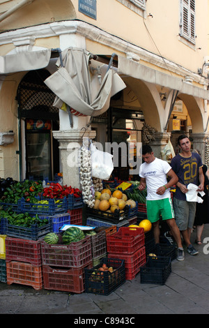 GREENGROCERS SHOP IN CORFU OLD TOWN. CORFU Stock Photo