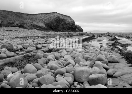Black and white image of Kilve beach, Somerset, England Stock Photo