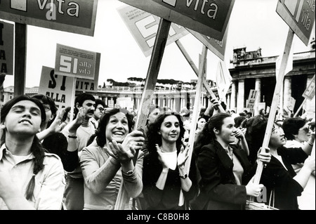 Catholic manifestation against the legalization of abortion,1976 Stock Photo