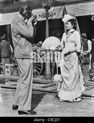 GARY COOPER, INGRID BERGMAN, SARATOGA TRUNK, 1945 Stock Photo