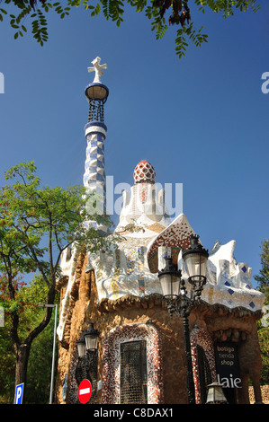 Pavilion at entrance to Park Guell, Gràcia District, Barcelona, Province of Barcelona, Catalonia, Spain Stock Photo