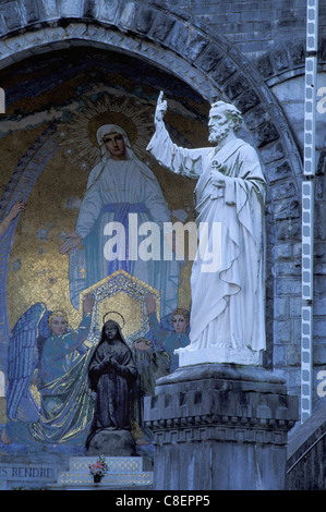 Sanctuaires de Notre Dame, Lourdes, Midi Pyrenees, France, Europe, statues, Stock Photo