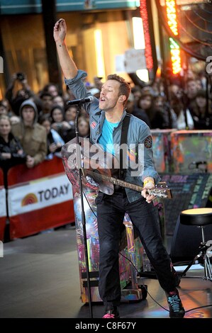 Chris Martin on stage for NBC Today Show Concert Series with Coldplay, Rockefeller Plaza, New York, NY October 21, 2011. Photo By: Kristin Callahan/Everett Collection Stock Photo