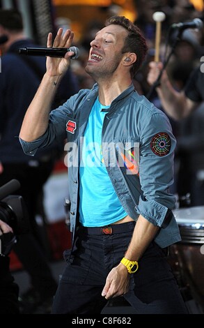 Chris Martin on stage for NBC Today Show Concert Series with Coldplay, Rockefeller Plaza, New York, NY October 21, 2011. Photo By: Kristin Callahan/Everett Collection Stock Photo