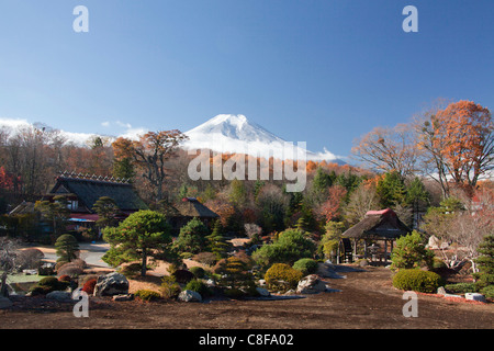 Japan, November, Asia, mountain Fuji, village, Oshino, Masuno-Ya guards, village, garden, idyllic, Asia, snow Stock Photo