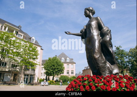 Statue of the Duchess of Luxembourg, Old Town, UNESCO World Heritage Site, Luxembourg City, Grand Duchy of Luxembourg Stock Photo