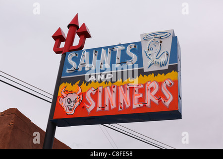 Package liquor store sign - Saints and Sinners. Stock Photo