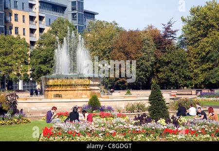 Queen's gardens flowers and fountain, Hull, Yorkshire, England Stock Photo