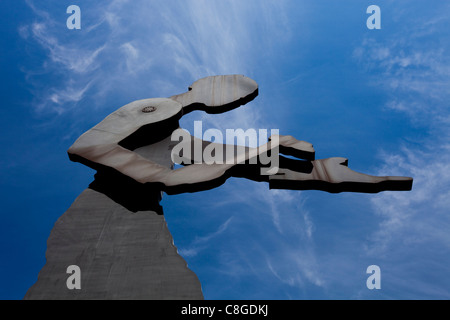 Hammering Man, kinetic sculpture designed by Jonathan Borofsky at the Frankfurt trade fair, Frankfurt am Main, Hesse, Germany Stock Photo