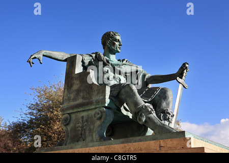 Bronze statue of Roman Emperor Constantine outside York Minster, York, North Yorkshire, England Stock Photo