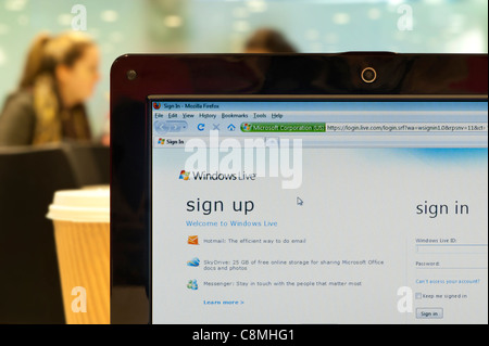 The Windows Live website shot in a coffee shop environment (Editorial use only: print, TV, e-book and editorial website). Stock Photo