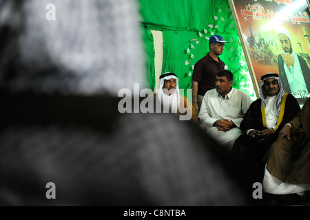 Iraq, Salman Pak, Sunni and Shia tribal leaders meet to resolve conflicts the central government has failed to solve. Stock Photo