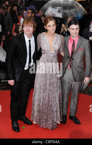 Rupert Grint, Daniel Radcliffe and Emma Watson attend the World Premiere of 'Harry Potter and the Half-Blood Prince' at Leiceste Stock Photo