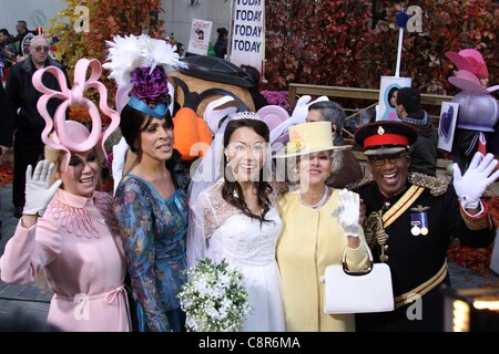 Kathie Lee Gifford, Hoda Kotbe, Natalie Morales, Ann Curry, Meredith Vieira in attendance for The NBC Today Show Halloween Celebration, Rockefeller Plaza, New York, NY October 31, 2011. Photo By: Andres Otero/Everett Collection Stock Photo