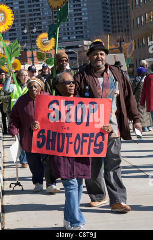 Detroit, Michigan - The Sierra Club, the Michigan Welfare Rights Organization, and Occupy Detroit picketed DTE Energy, calling for clean and affordable energy and an end to utility shutoffs for DTE's gas and electric customers. DTE burns mostly coal, and has just announced a $174 Stock Photo