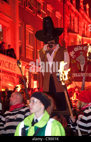 An effigy of Guy Fawkes who tried to blow up The Houses of Parliament in 1605 is paraded through the streets of Lewes, Sussex, England during the annual Bonfire celebrations of November 5th 2011. This is the largest Guy Fawkes Night Celebrations in Britain with up to 70,000 taking part Stock Photo