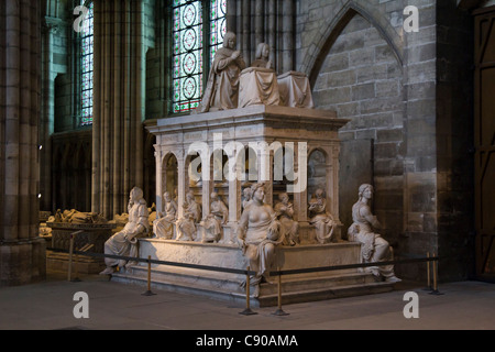 Tomb of Louis XII and Anne de Bretagne at Basilique Saint-Denis, Saint Denis, Ile de France, France Stock Photo