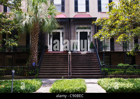 Mirror Houses (425 & 423 Bull St. on Monterey Square, Savannah, Georgia Stock Photo