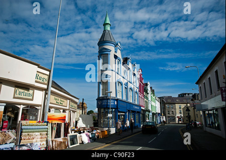 Shops and restaurants in the centre of Caernarfon, Wales, UK Stock Photo