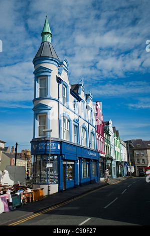 Shops and restaurants in the centre of Caernarfon, Wales, UK Stock Photo