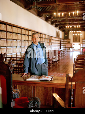 Historian in the archives of Palacio de las Cadenas, Úbeda, Andalusia, Spain Stock Photo