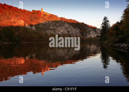 Randeck castle above the Altmuehltal, near Essing, nature park Altmuehltal, Franconian Alb, Franconia, Bavaria, Germany Stock Photo