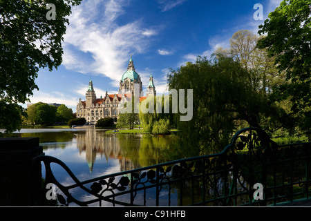 View of the New City Hall over the Lake Maschsee, architect Hermann Eggert, Maschpark, Hannover, Lower Saxony, Germany, Europe Stock Photo
