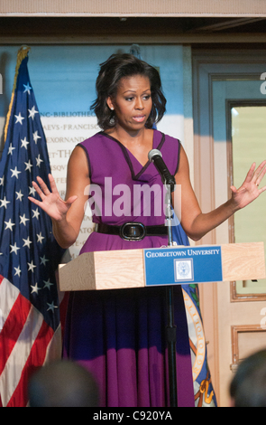 Washington DC, USA, 8th Nov, 2011. First Lady Michelle Obama speaks to High School Students encouraging them to pursue educational opportunities at Georgetown University in Washington D.C.. Stock Photo