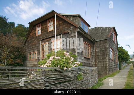 Chile, Los Lagos Region, Puerto Varas, old shingle house Stock Photo