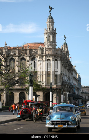 Great Theatre at Paseo del Prado in Havana, Cuba. Vintage car 1953 Chevrolet 210 seen in the foreground. Stock Photo
