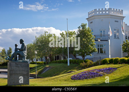 The historic Gimli building was constructed in 1905 by engineer Knud Zimsen who later became mayor of Reykjavik. Stock Photo