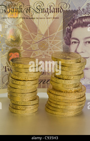 Two British sterling twenty pound notes pegged on a washing line Stock ...