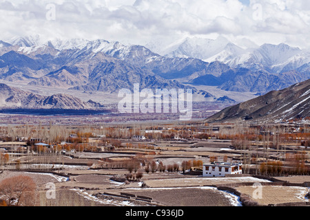 India, Ladakh, Stok. View across the Indus Valley from Stok, a village whose Royal Palace is home to the Queen of Ladakh. Stock Photo