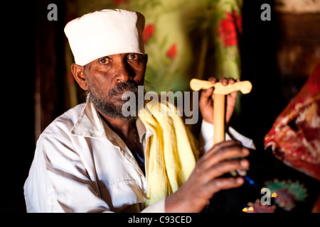 Orthodox Chrisian priest at the mountaintop monastery of Debre Damo near the Eritrean Border in Tigray, Northern Ethiopia. Stock Photo