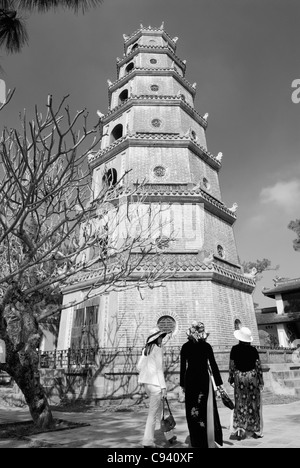 Asia, Vietnam, Hue. Thap Phuoc Duyen (Source of Happiness Tower) at Thien Mu (Heavenly Lady Pagoda). Designated a UNESCO World.. Stock Photo