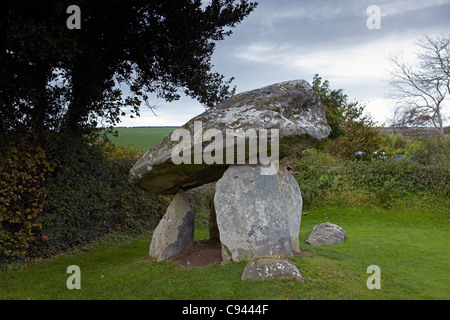 Carreg Coetan Arthur, Burial Chamber, Newport, Ceredigion, Wales, UK Stock Photo