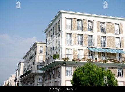 Residential buildiing of Quartier Perret at the UNESCO world heritage site Le Havre on the Seine estuary in Normandy, France Stock Photo