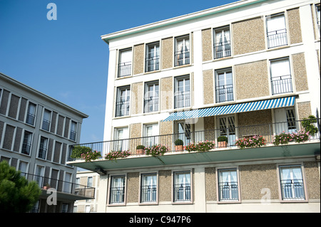 Residential buildiing of Quartier Perret at the UNESCO world heritage site Le Havre on the Seine estuary in Normandy, France Stock Photo