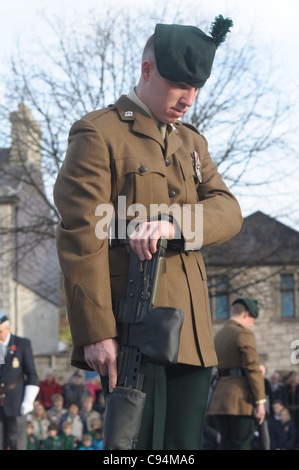 A soldier from 2nd Battallion Royal Irish Regiment during Remembrance Sunday Service on the Mall, Armagh, N.Ireland 13/11/11. Stock Photo