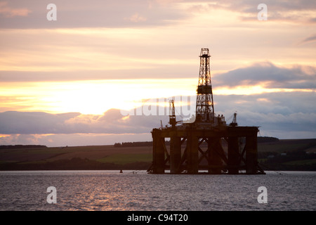 Oil rigs being refitted at Invergordon in the Cromarty firth, Northern Scotland, UK. Stock Photo