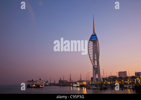 England, Hampshire, Portsmouth, Night View of Spinnaker Tower Stock Photo