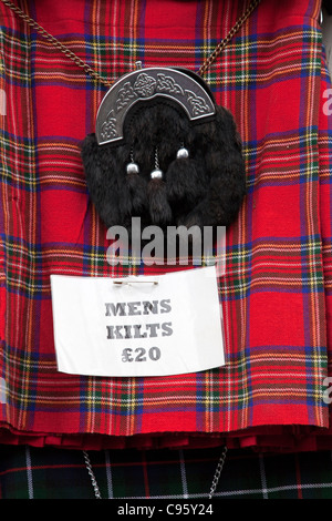 Scotland, Edinburgh, The Royal Mile, Souvenir Shop Display of Scottish Kilt and Sporran Stock Photo